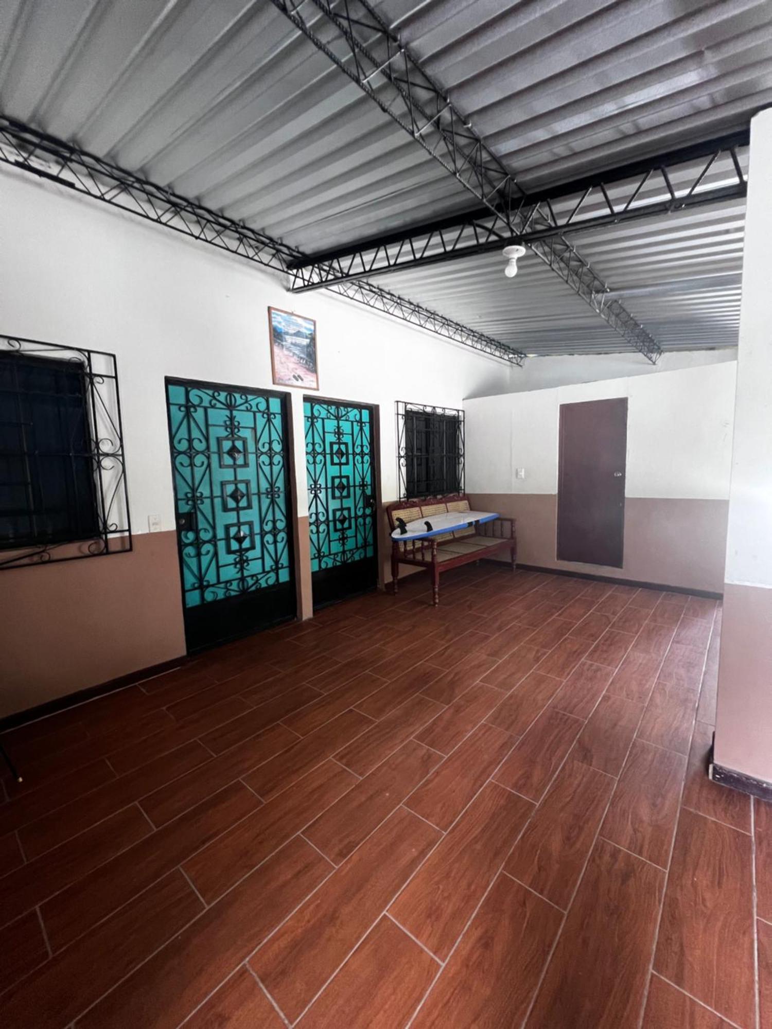 Ibania Hostal Tamanique Exterior photo